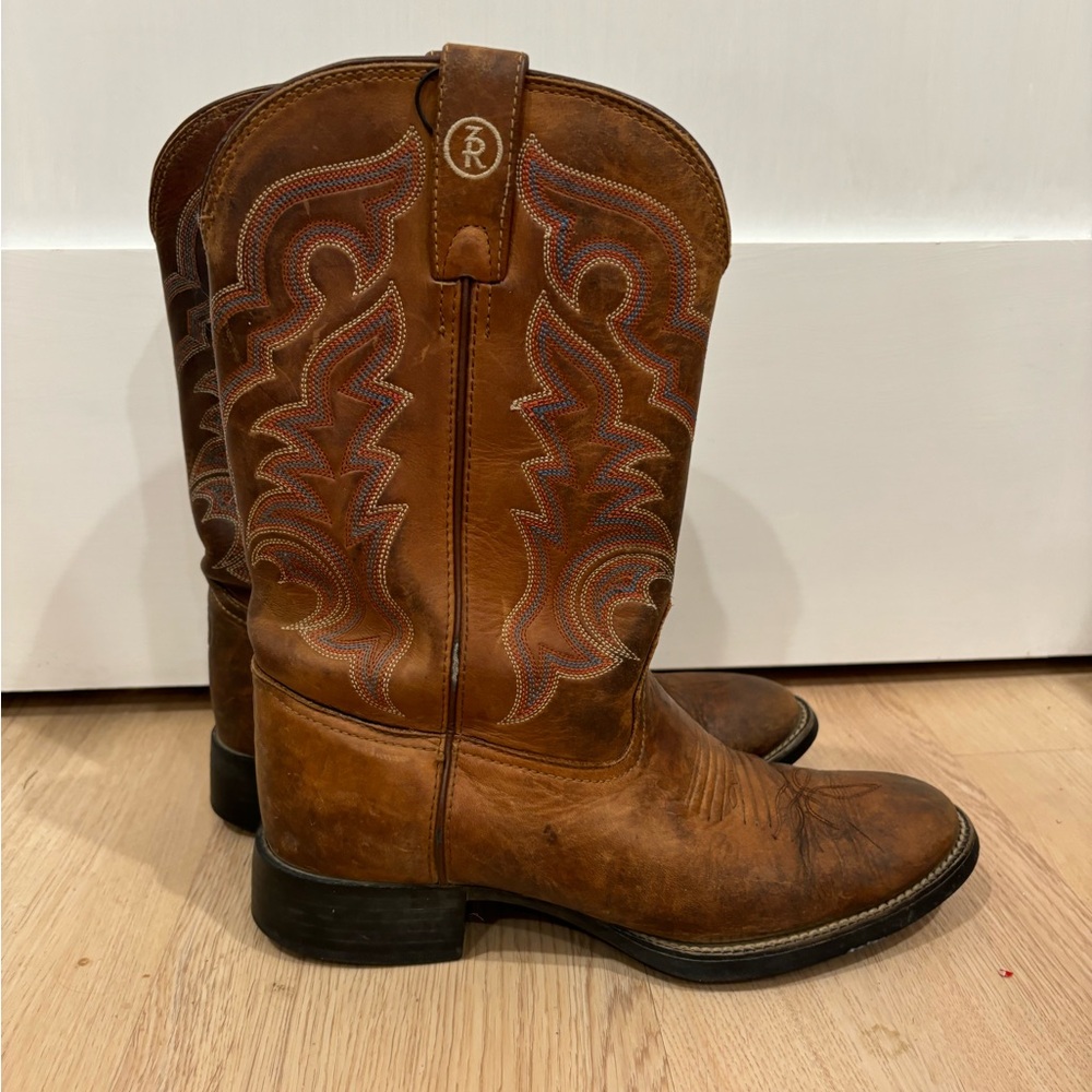Tony Lamas brown leather western boots size 8 1/2B